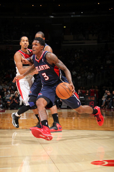 表现出强烈 表现出强烈