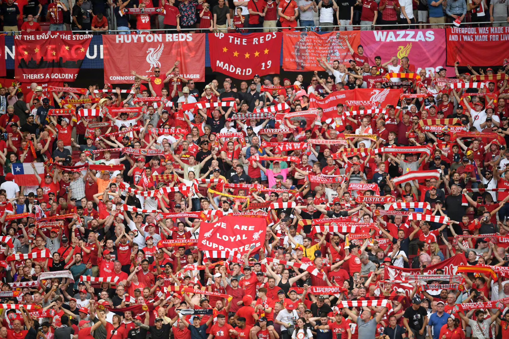 支撑脚太近 支撑脚太近